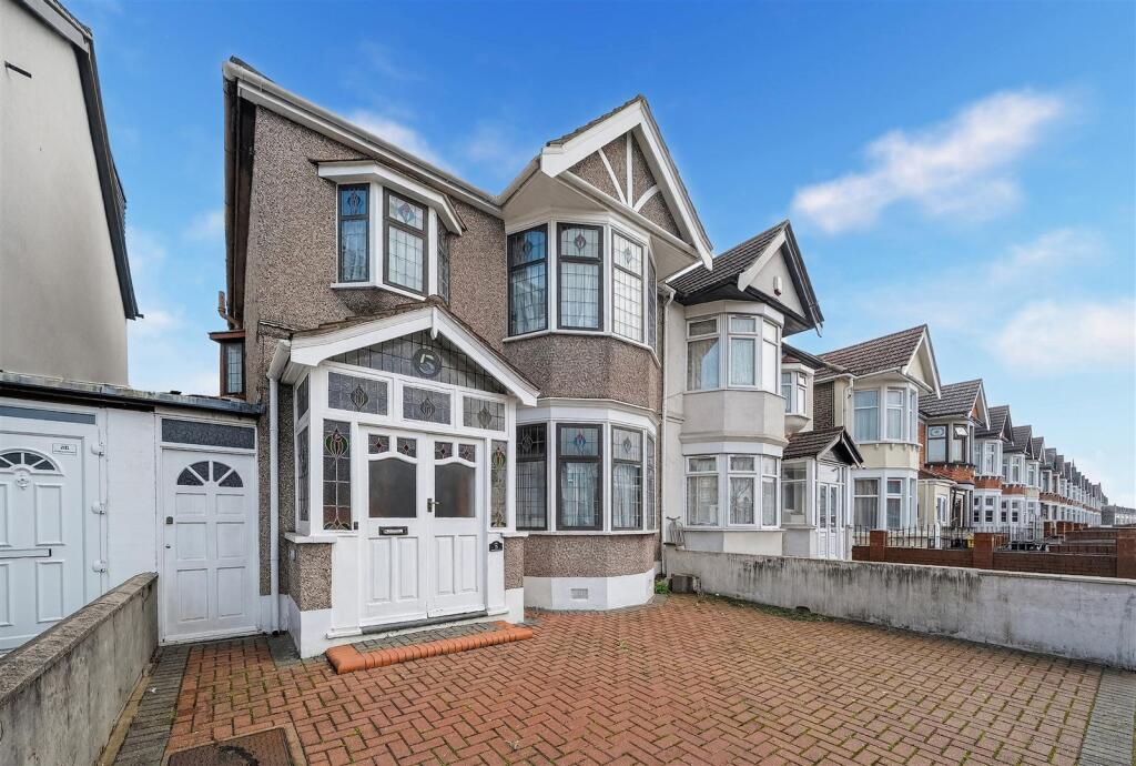 Main image of property: Goodmayes Lane, Goodmayes