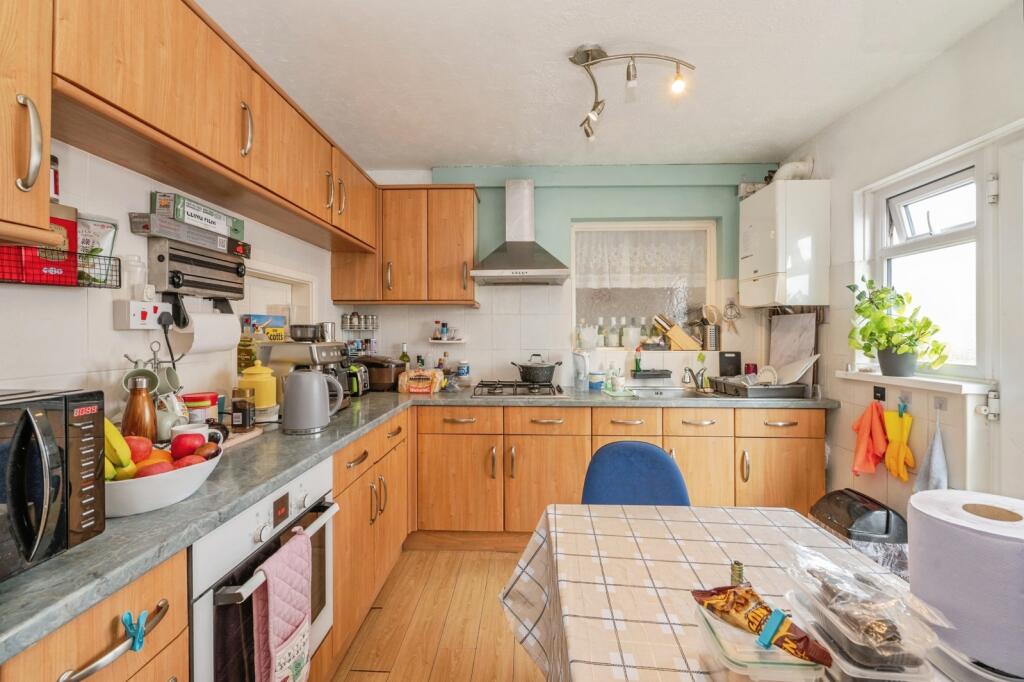 House in Southend-on-Sea, Essex - View 5