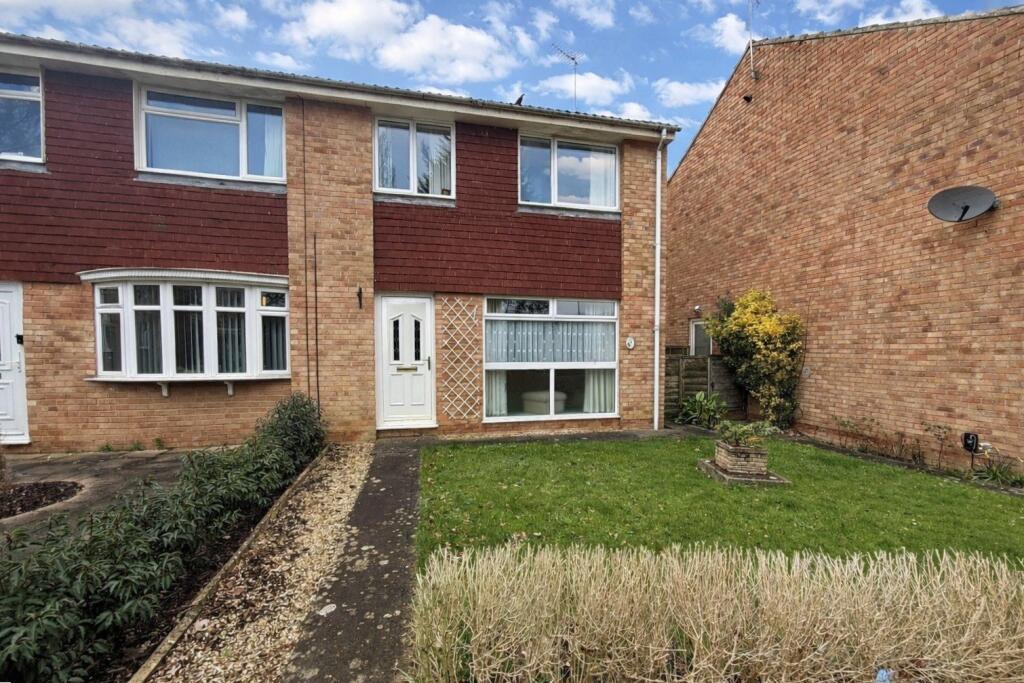 Main image of property: Portland Close, Nailsea, North Somerset, BS48
