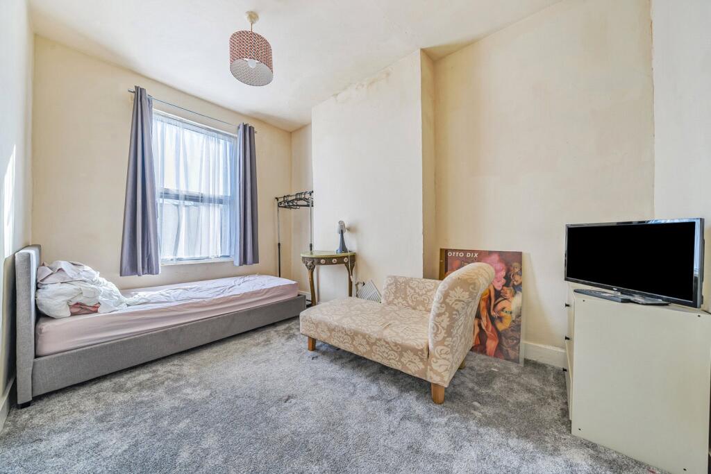 House in London - More