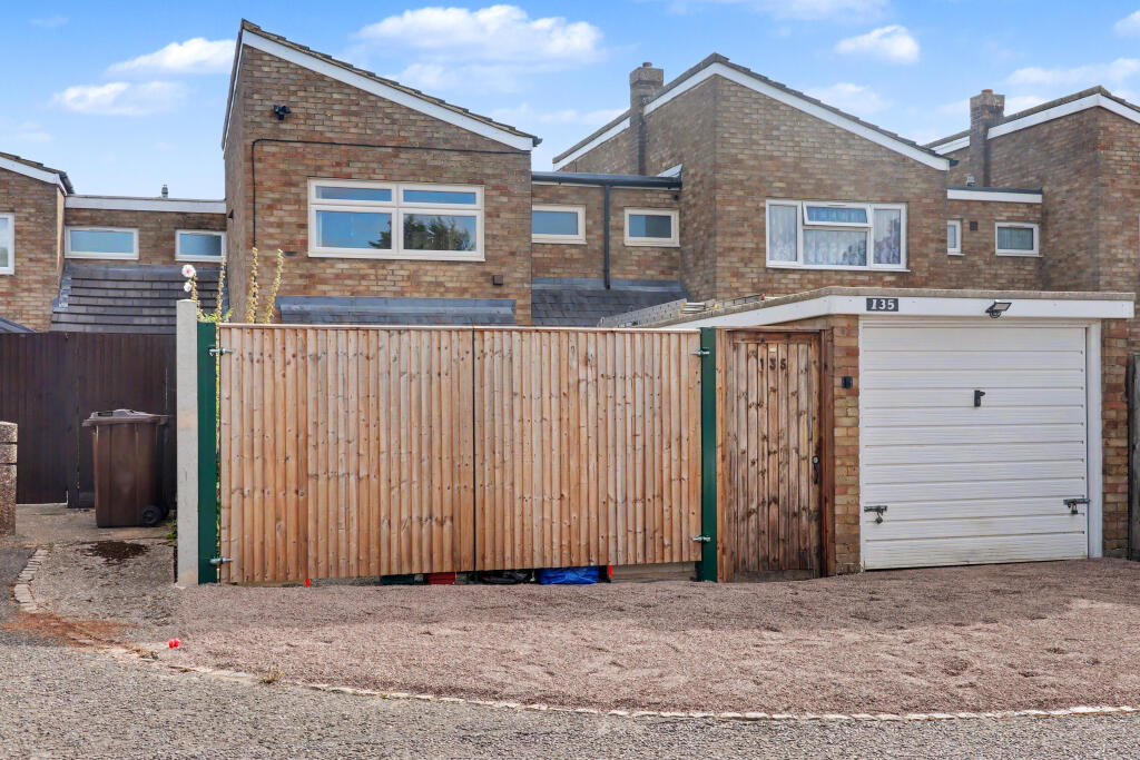 House in Stevenage - View 2