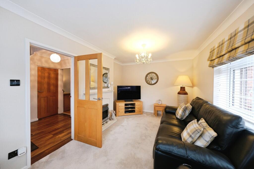 House in Nottingham - More