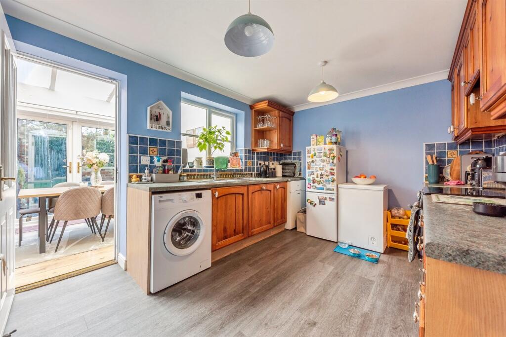 House in South Kesteven, Caythorpe - View 5