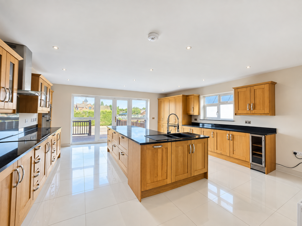House in Twickenham - View 5