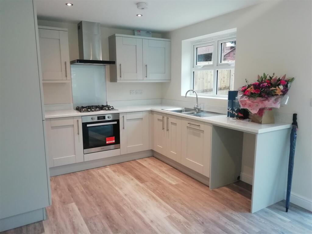 Plot 100 - The Bodfari, Phase 2, Manor Gardens, Rhostyllen, Wrexham photo 2