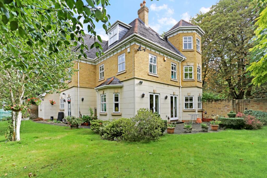 Property photo 8