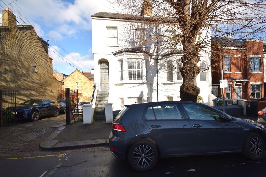 Main image of property: Chiswick W4