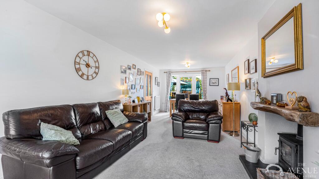 House in Wolverhampton, West Midlands - View 4