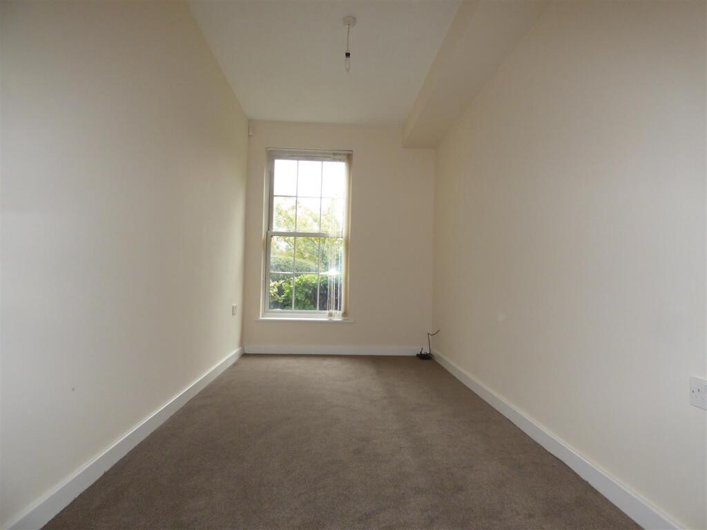 Ampleforth House, Dial Street, Warrington photo 4