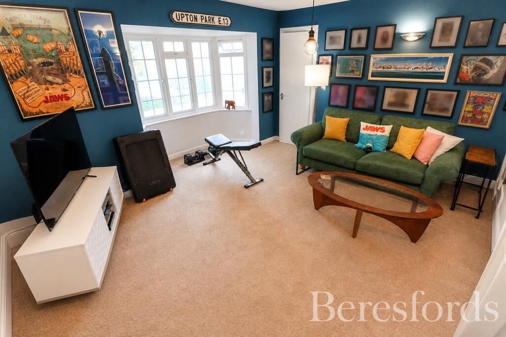 Apartment in Romford - View 4