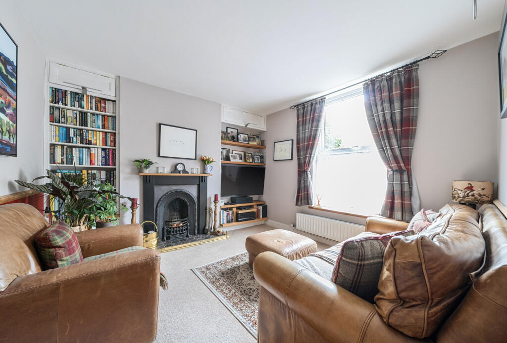 Main image of property: London Road, Stroud, Gloucestershire, GL5