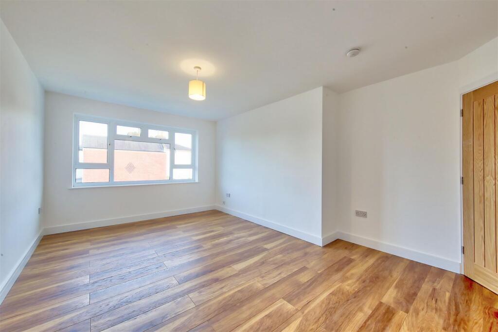Devonshire House photo 3