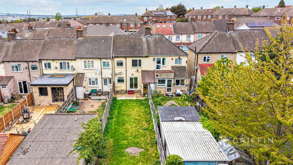 House in Grays, Badgers Dene, Chafford Hundred - View 3