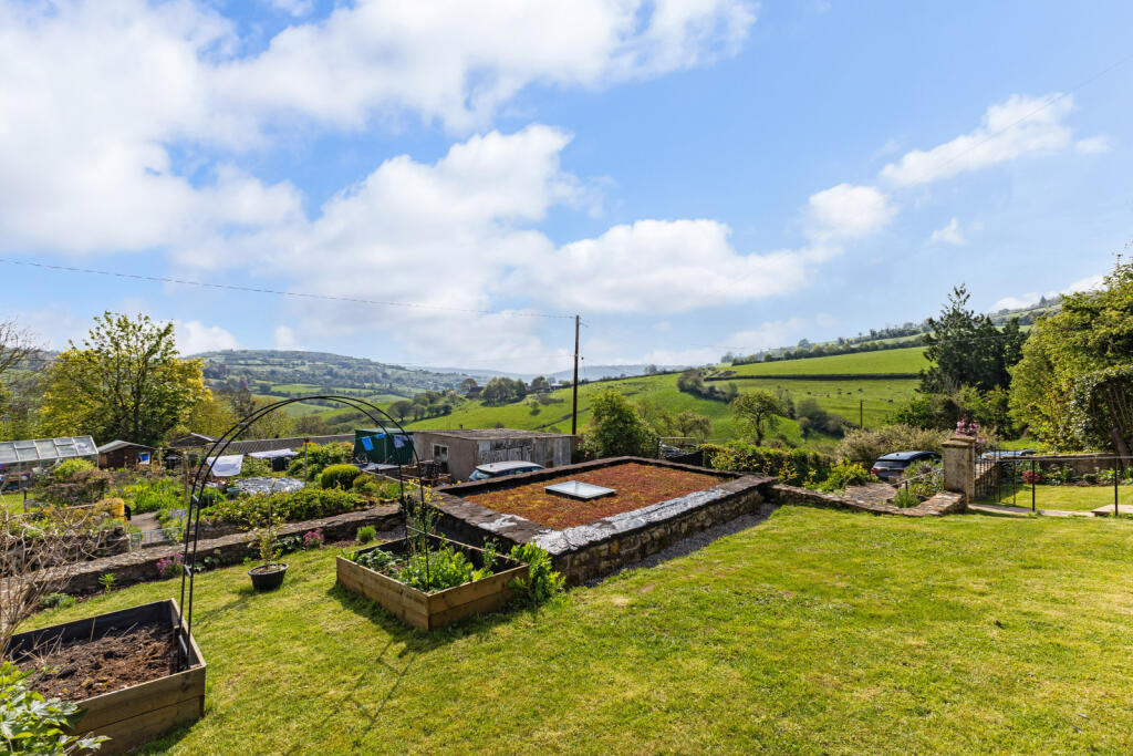 House in Bath, Charlcombe - View 4