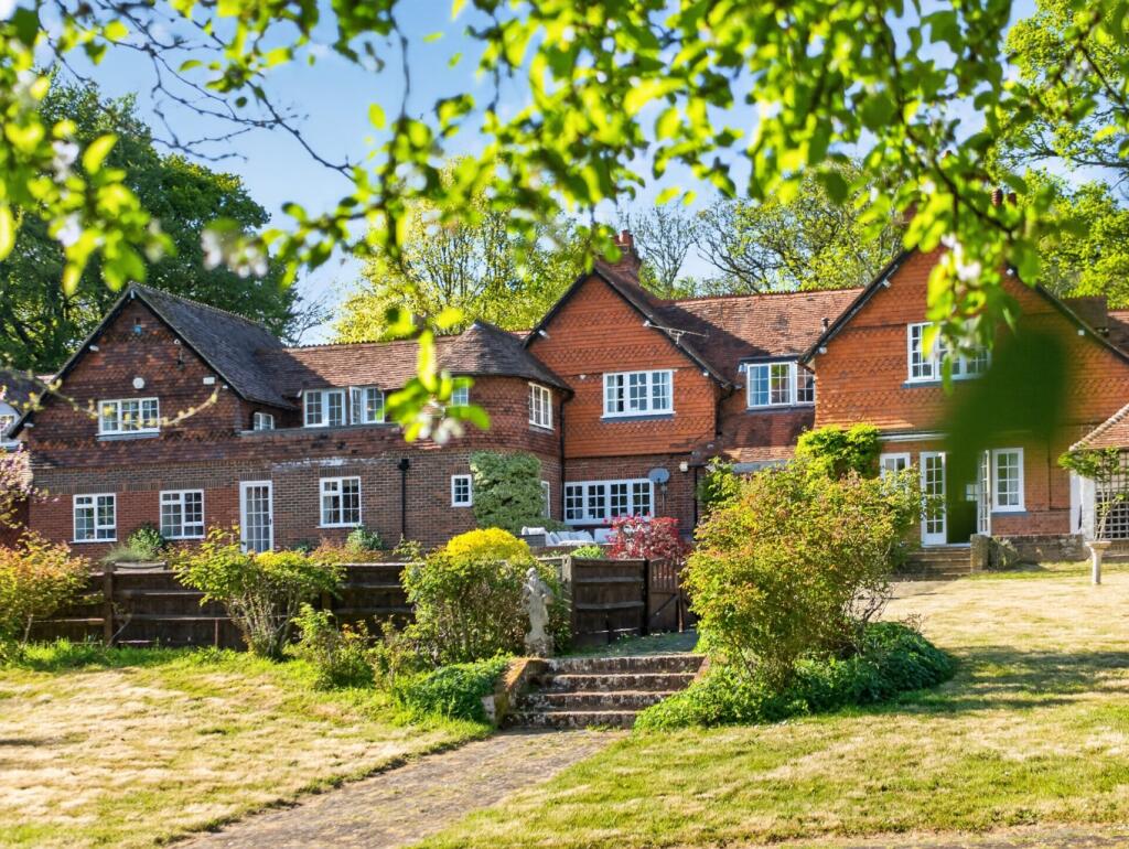 House in Bradfield, West Berkshire - View 5