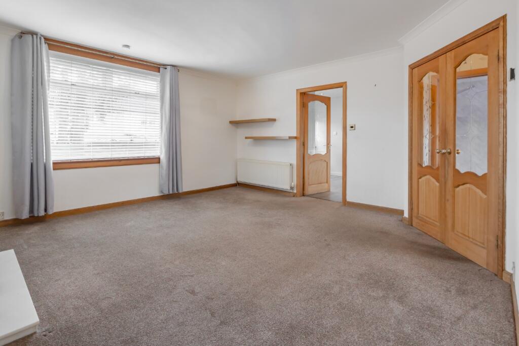 House in Bonnybridge, Falkirk - View 3
