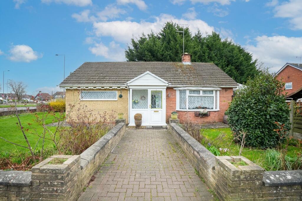 Main image of property: The Glade, Birmingham, B26