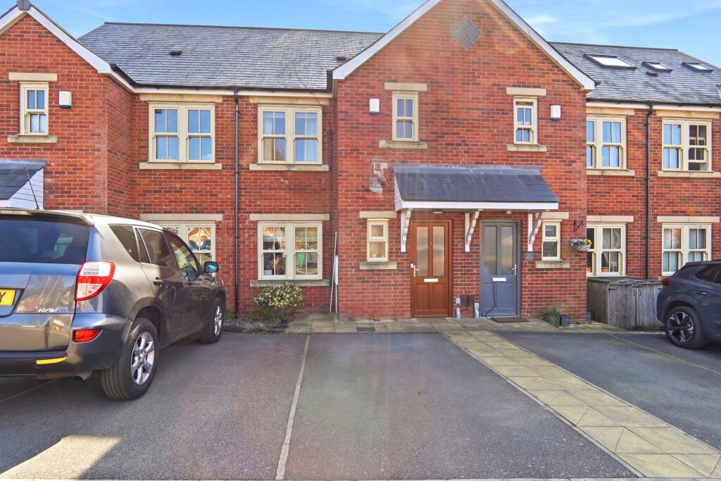 Main image of property: Oak Park Terrace, Leeds, LS16