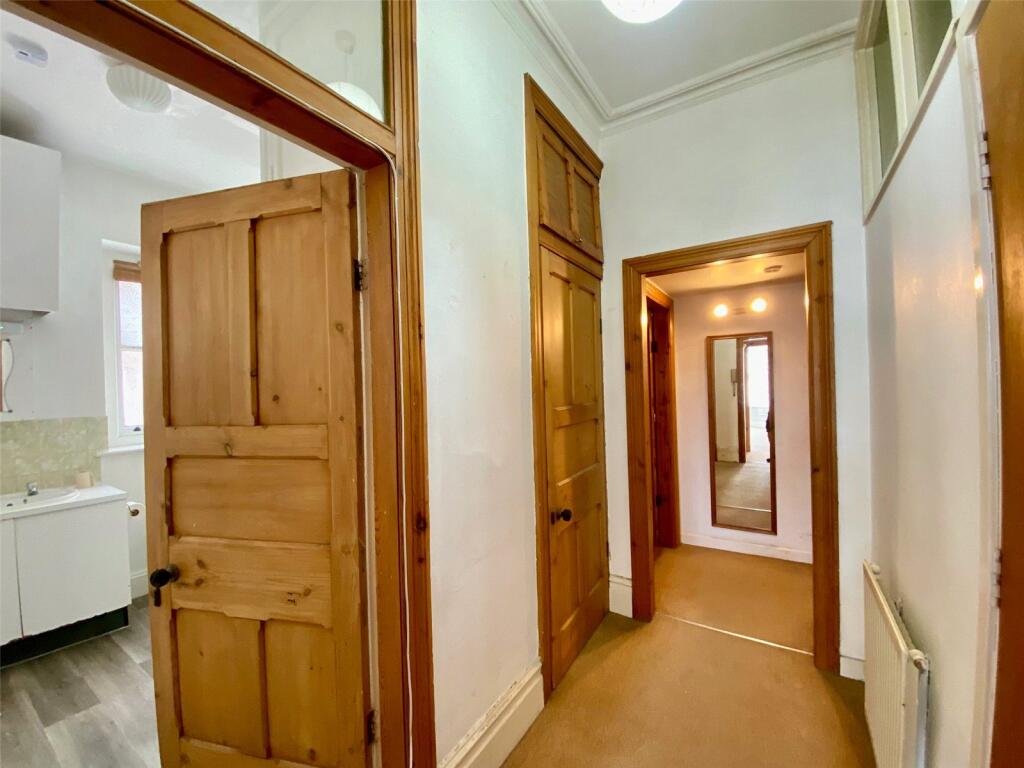 Apartment in Bristol, Redland - View 5