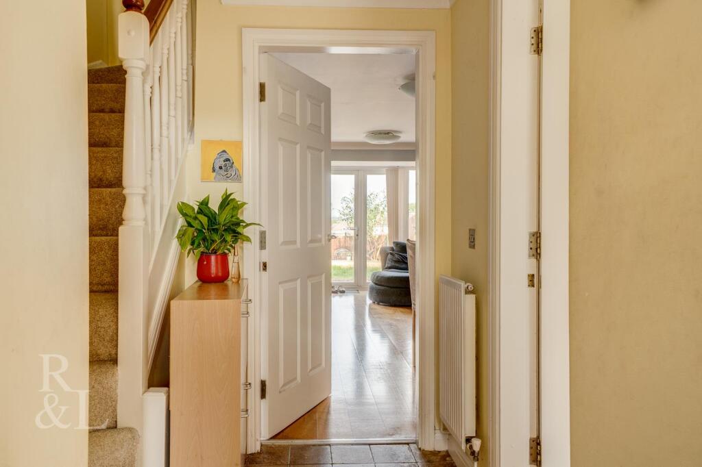 House in Nottingham - View 4