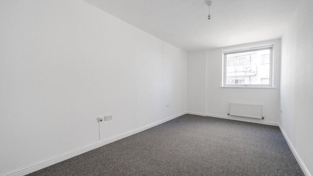 Main image of property: Ilford IG1 1NA, Ilford, IG1 1NA
