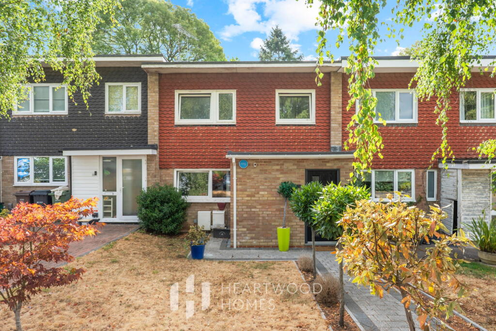 Main image of property: Meadowcroft, St Albans, AL1 1UD