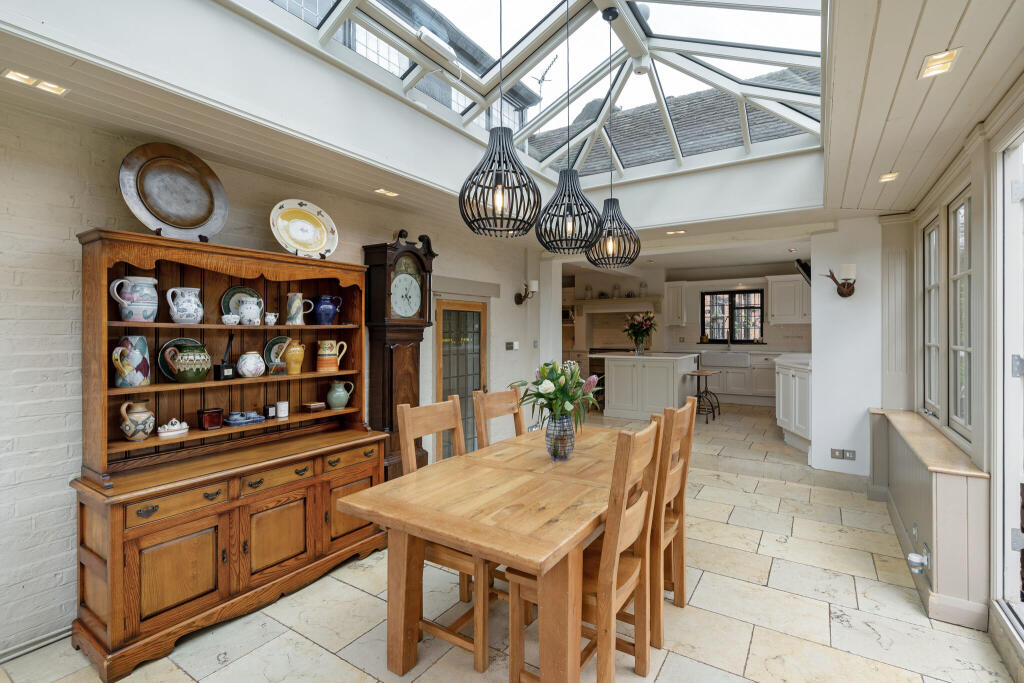 House in Warwick, Barford - View 5