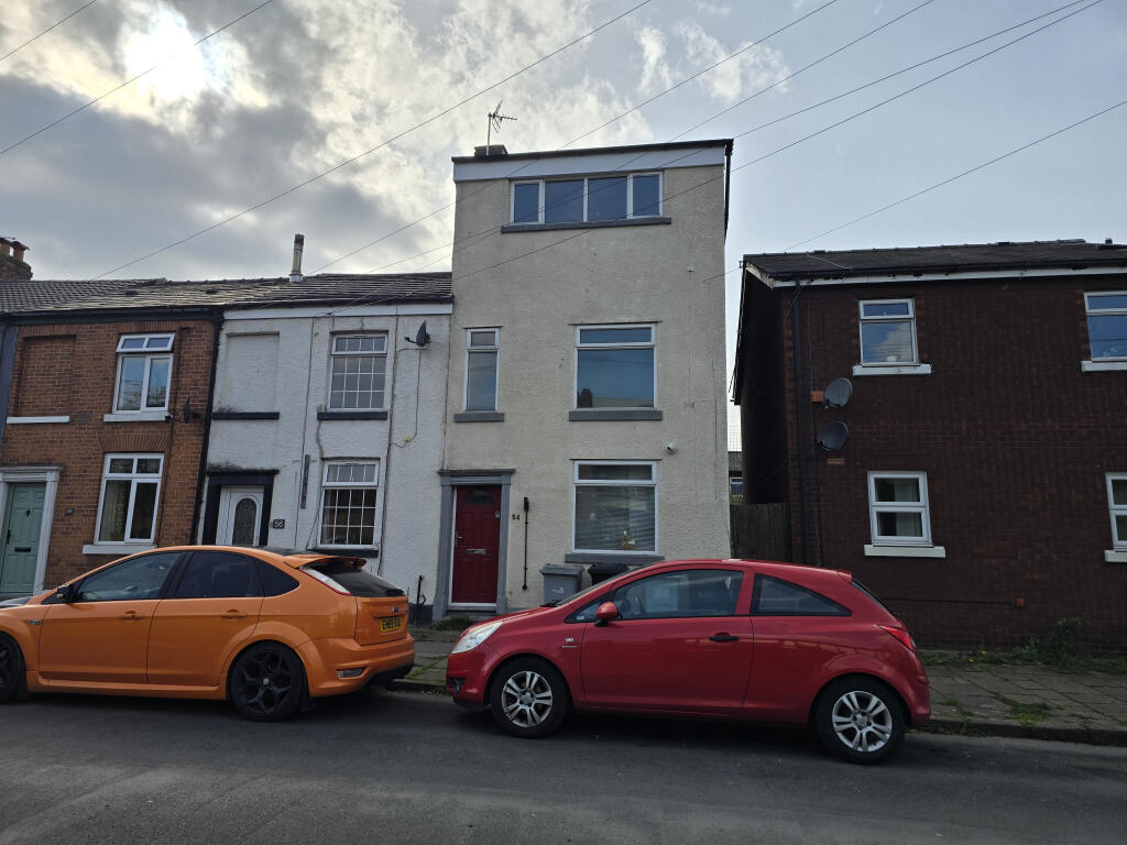 Main image of property: 54 Old Mill Lane, Macclesfield, Cheshire, SK11