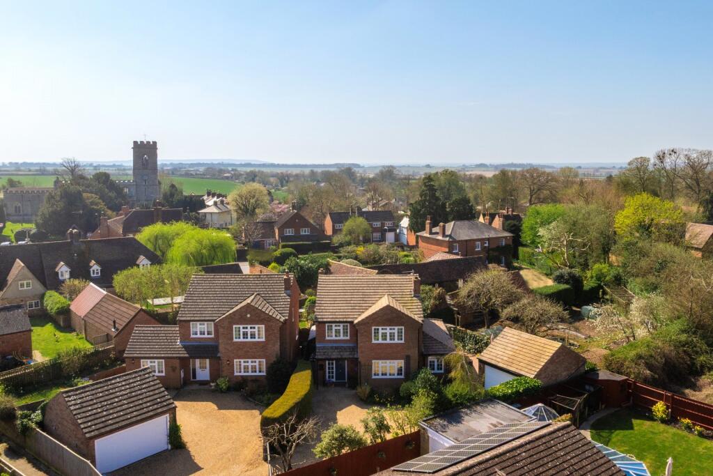 House in North Crawley, Little Crawley - View 4