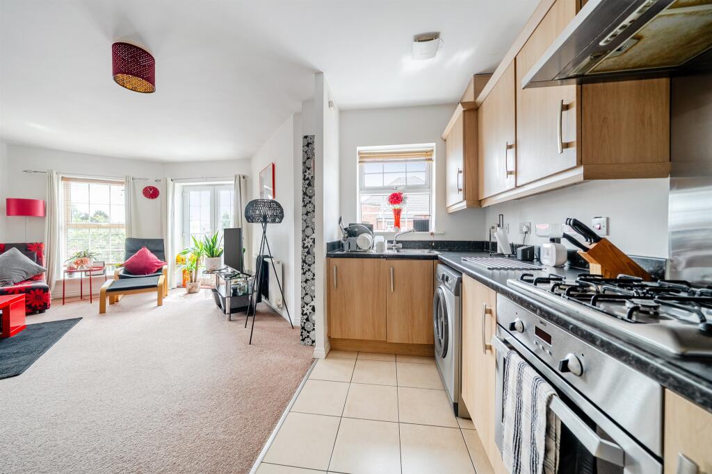 Apartment in Derby - View 2
