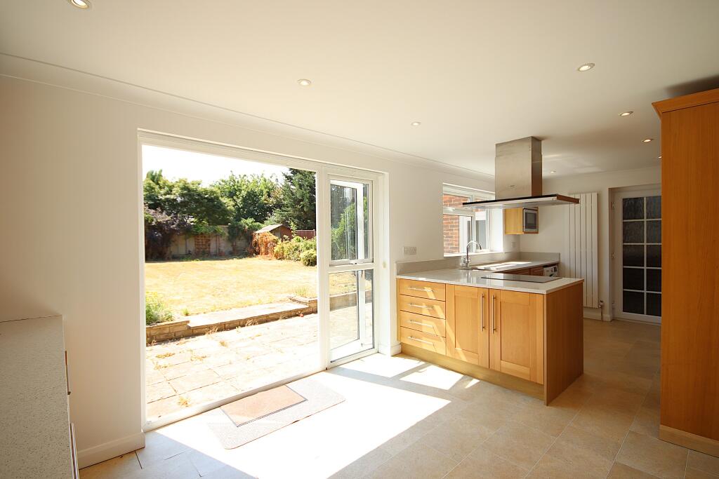 Furze Platt, Maidenhead - View 3