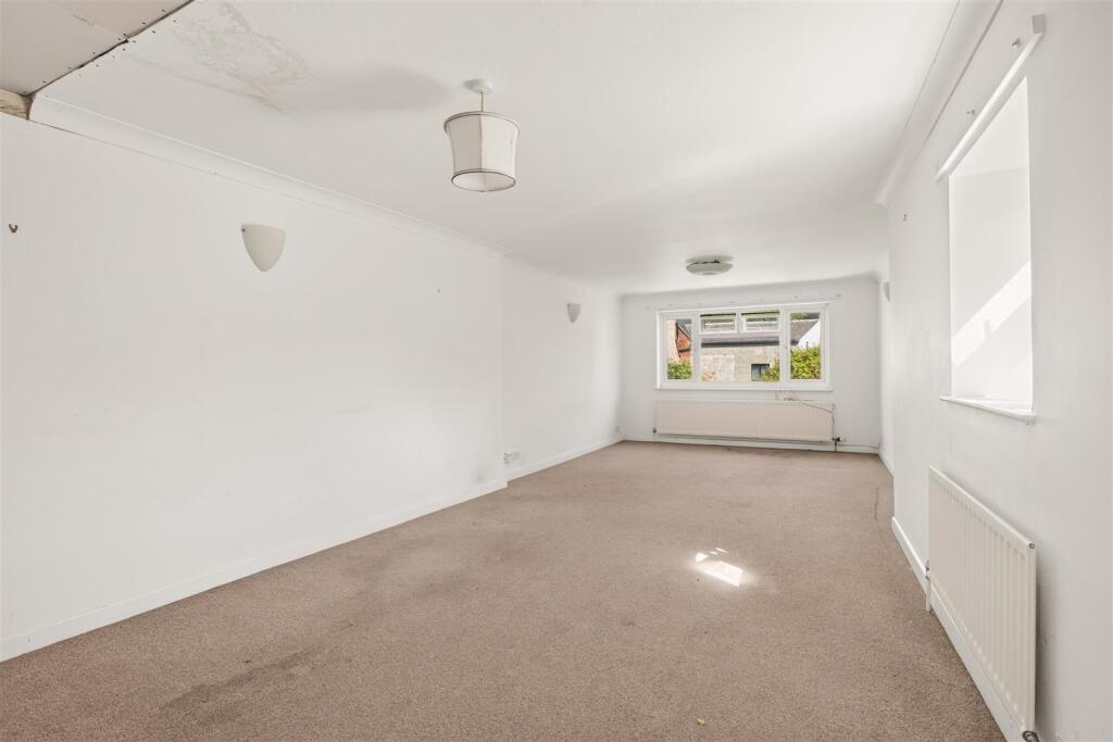 House in Dorchester - View 5