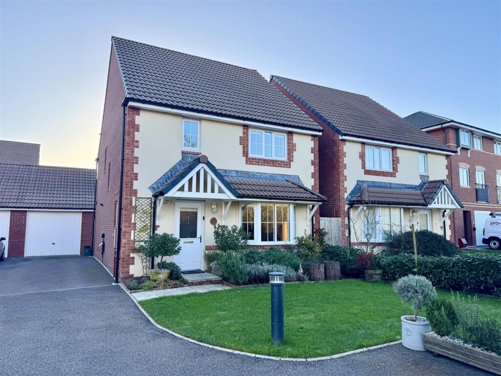 Main image of property: Dormouse Place, Sedbury, Chepstow