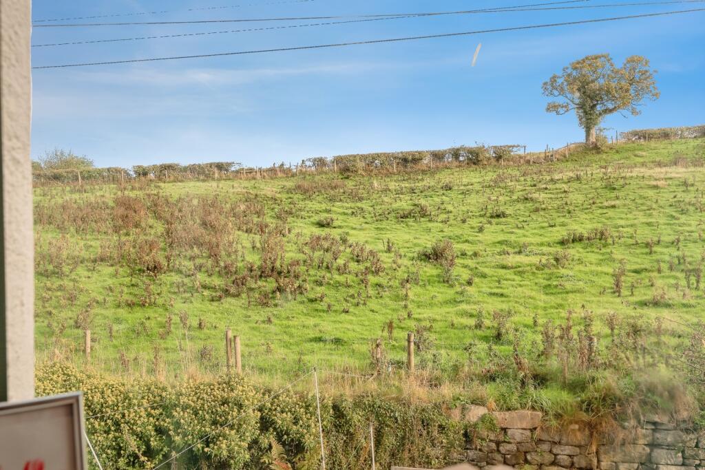 House in Burnley, Cliviger - View 4