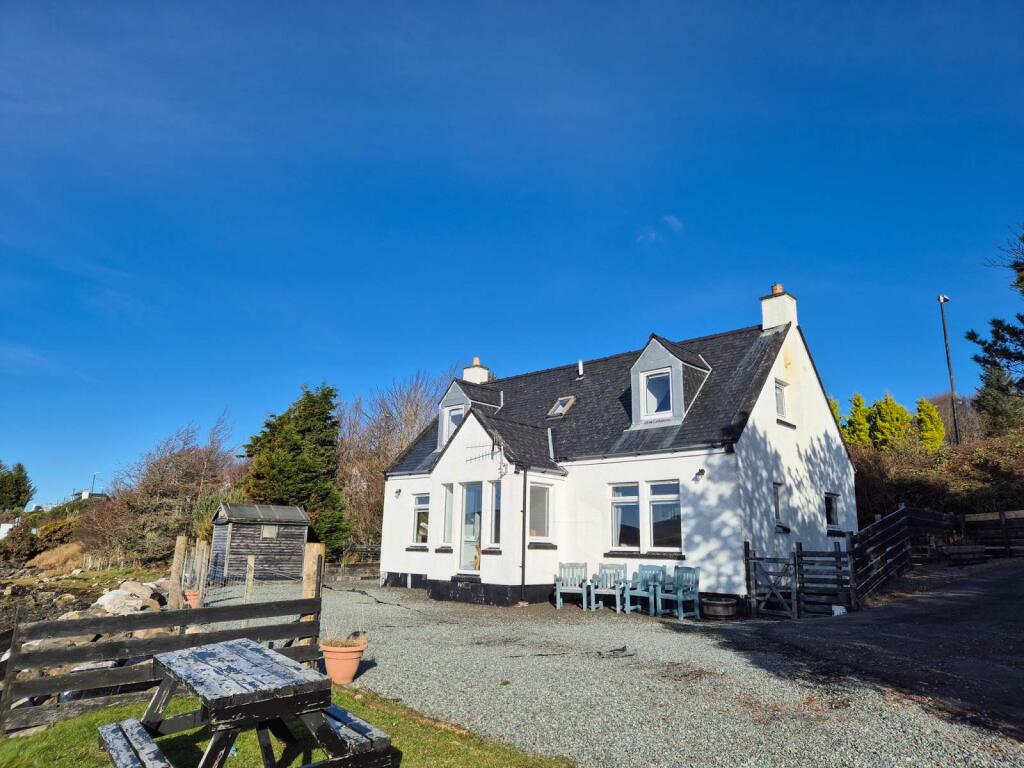 Main image of property: 40 Kilmuir, Dunvegan, Isle of Skye, IV55 8GU