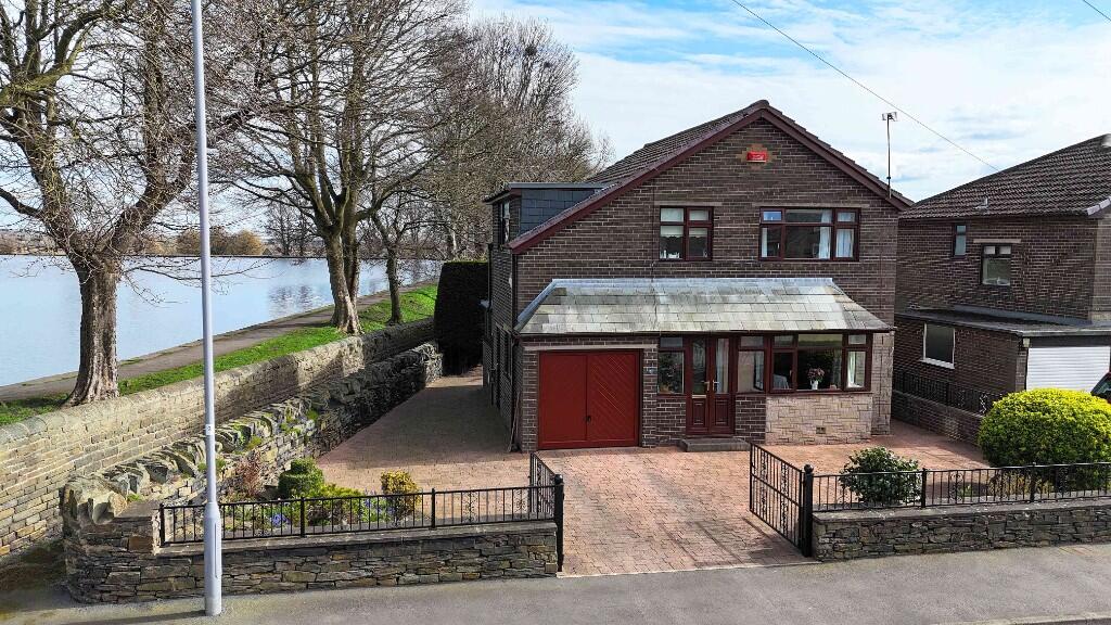 Additional image 25 of 6 Cemetery Road, Low Moor, BD12 0ER