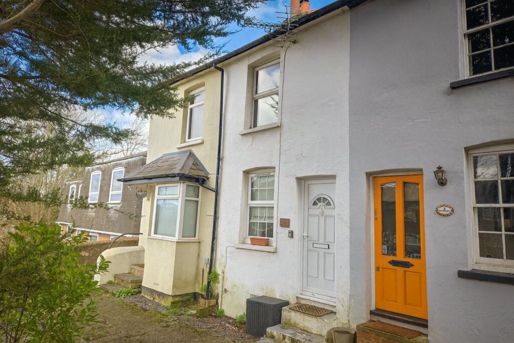 Main image of property: The Heights, London Road, Riverhead, Sevenoaks