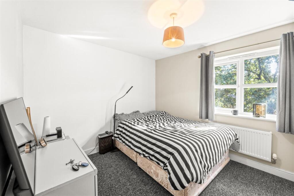 Apartment in Manchester, Greater Manchester - View 5