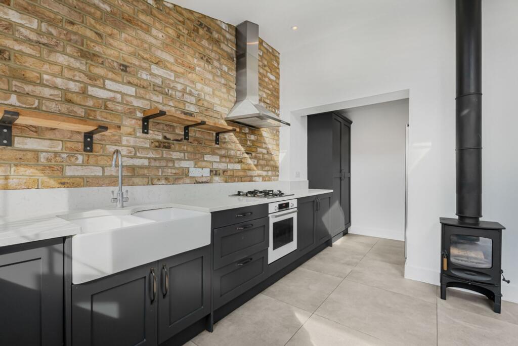 House in Stevenage - More
