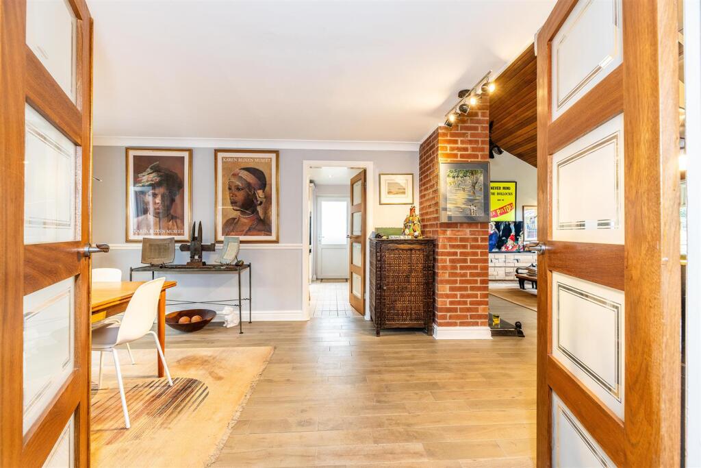 House in Nottingham, Mapperley Park - More