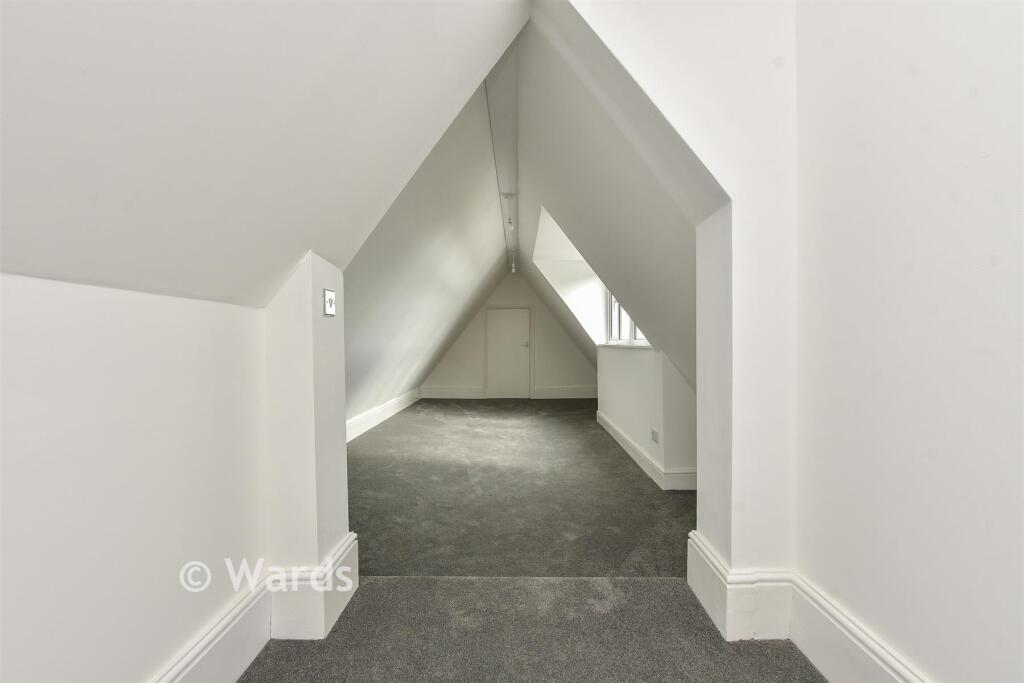 Apartment in Canterbury - View 5