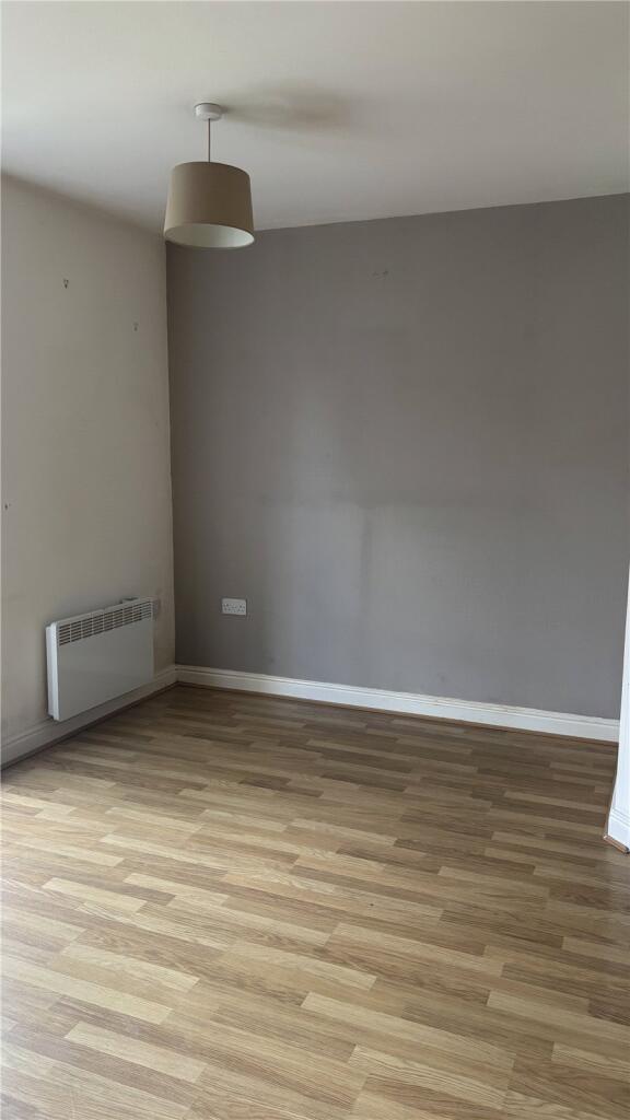 Apartment in Westhoughton, Wingates - View 3