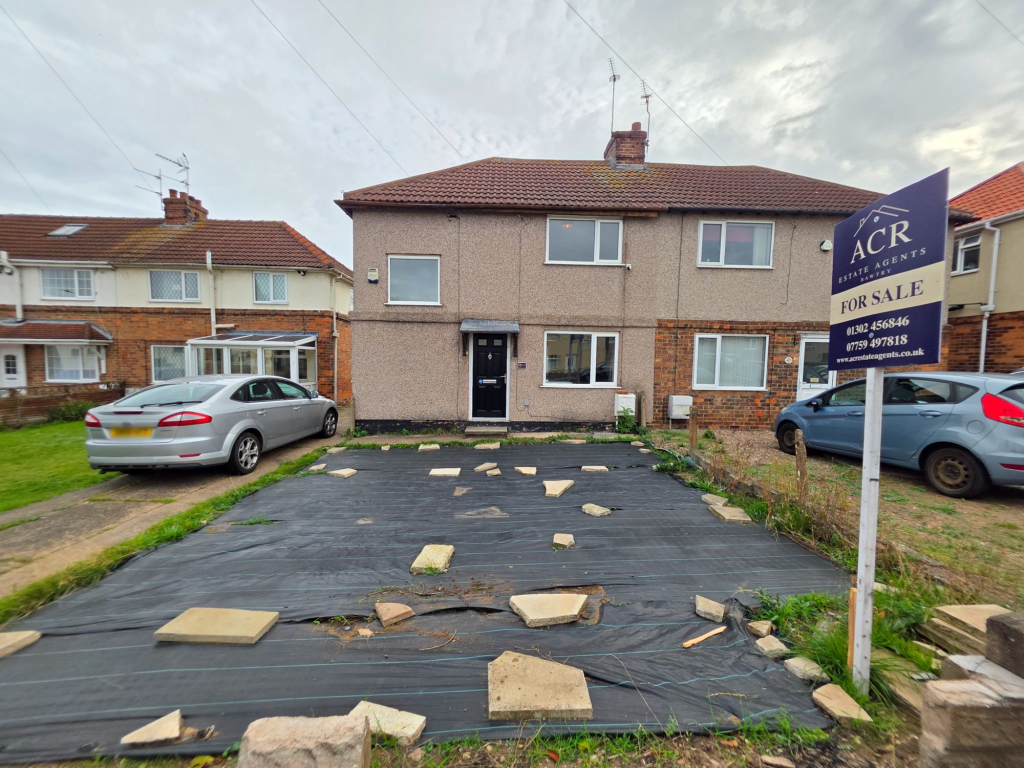 House in Doncaster, Dunsville, Hatfield - View 2