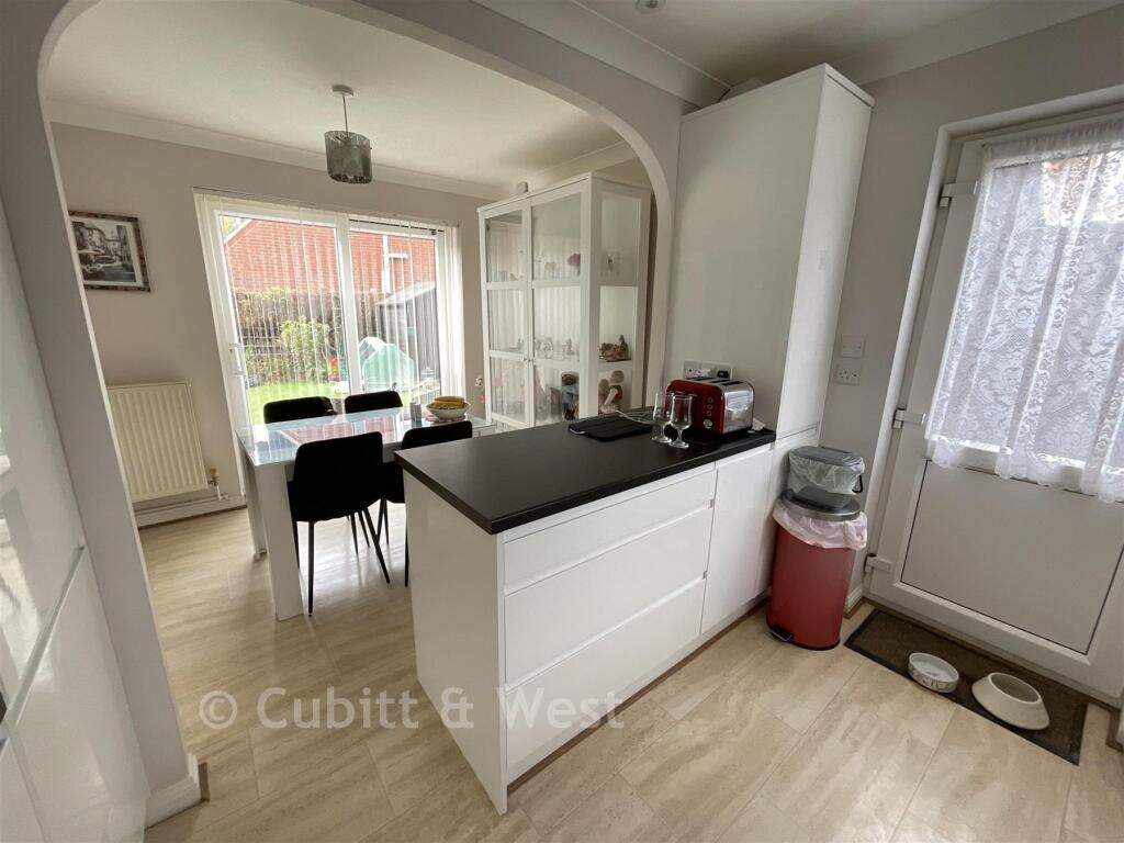 House in Arun, Rustington - View 4