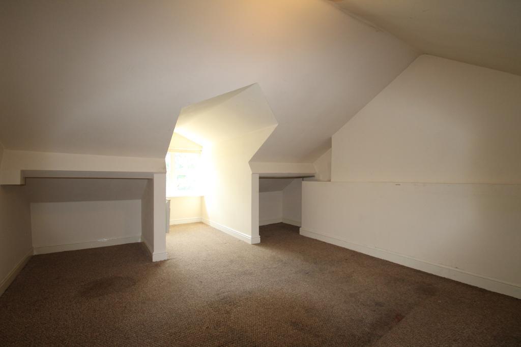 Bradwell Road, New Bradwell, Milton Keynes, Buckinghamshire, MK13 0EJ photo 4