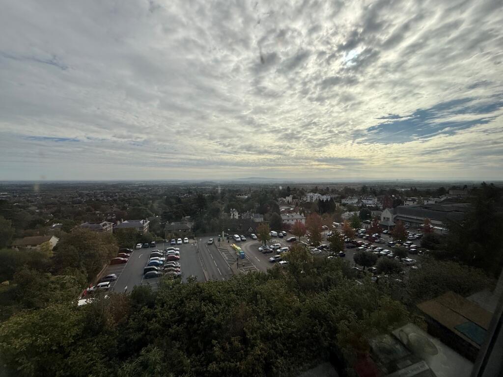 Apartment in Worcester - View 2
