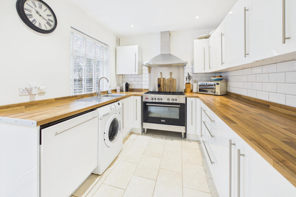 House in Dacorum, Adeyfield - View 5