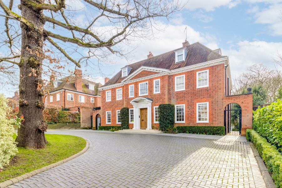 Main image of property: Ingram Avenue, Hampstead Garden Suburb, NW11