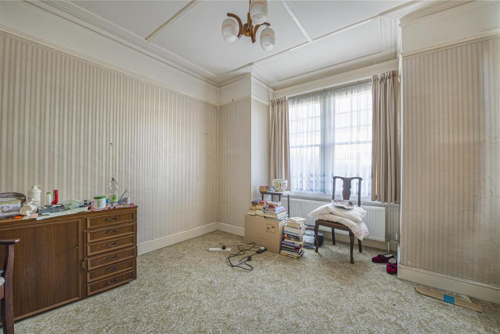 House in London - View 3