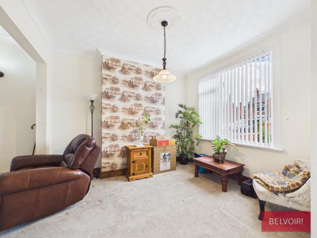 Saxon Street, Wrexham, LL13 photo 4
